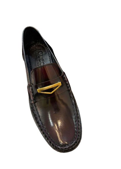 Men's Gucci Logo Driver Loafer in Burgundy