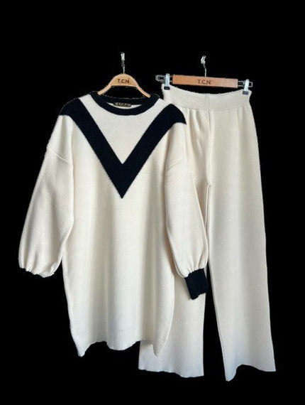 CHIC V-NECK CHEVRON KNIT SWEATER AND WIDE LEG PANT SET