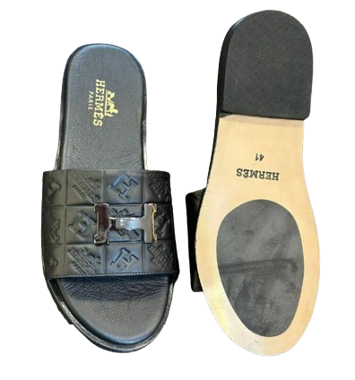 SMART GUYS PURE LEATHER DESIGNERS SLIPPERS.