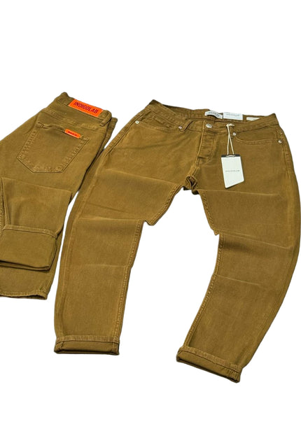 Men's Solid Wash Slim Jeans in Brown