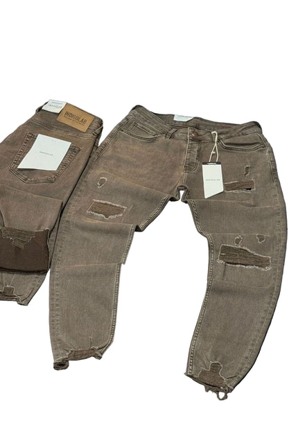 Men's Heavily Distressed Jeans in Brown