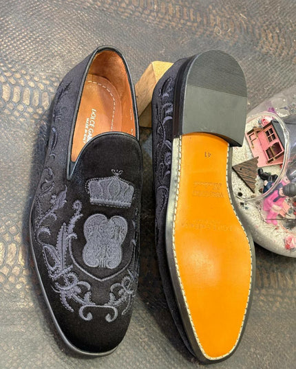 MEN'S CROWN DESIGNED EMBROIDERED LOAFERS
