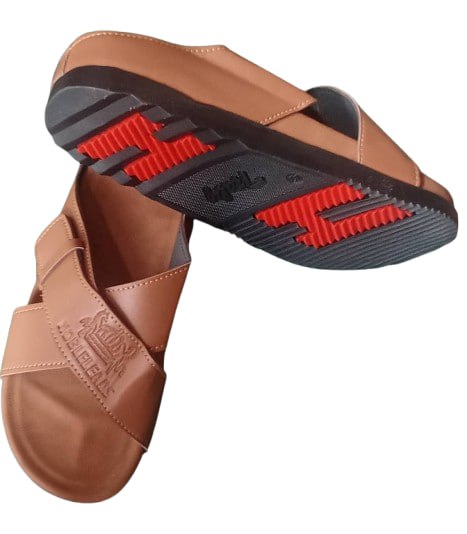 MEN'S EMBOSSED CRISS-CROSS SLIDES