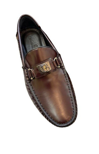 Men's B-Logo Plaque Loafer in Brown